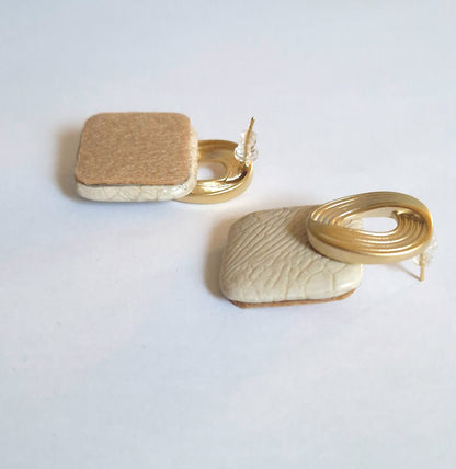 Boucle d'oreille Thaïs