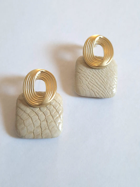 Boucle d'oreille Thaïs