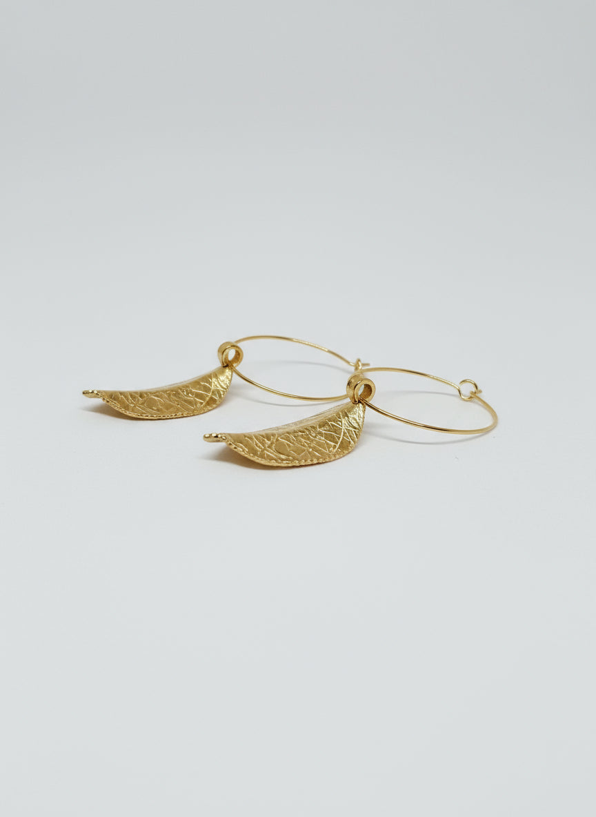 Boucles d’oreilles Sophia en acier inoxydable doré, forme feuille élégante et raffinée, bijou résistant à l’eau
