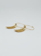 Boucles d’oreilles Sophia en acier inoxydable doré, forme feuille élégante et raffinée, bijou résistant à l’eau
